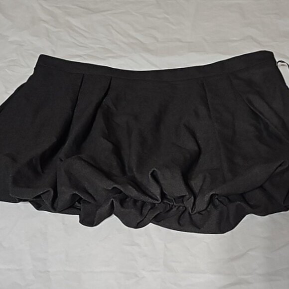 Future Collective Women's Size XL Charcoal Gray Bubble Mini Skirt New - Picture 3 of 14